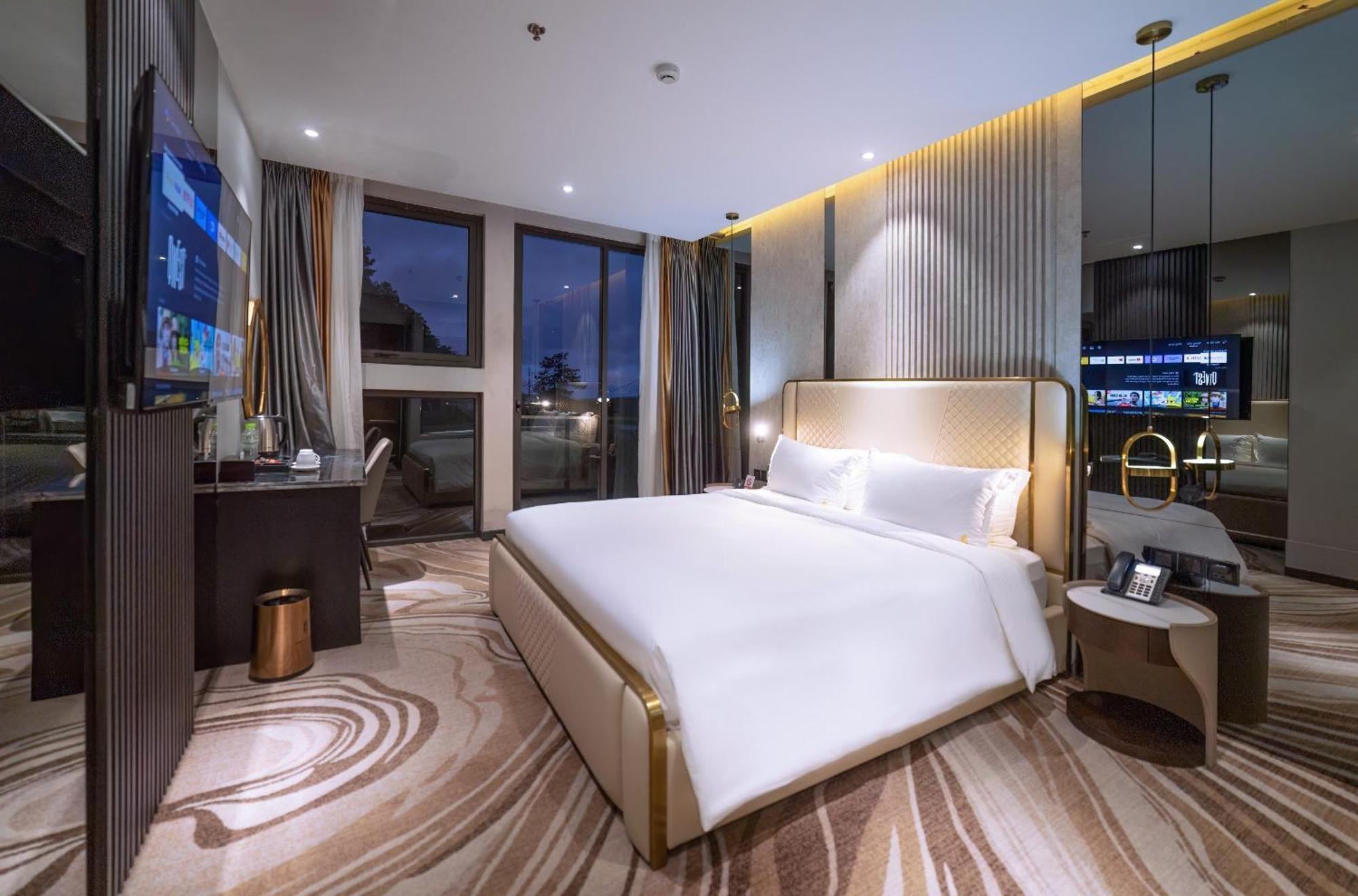 New Century Hotel - Dalat Bagian luar foto