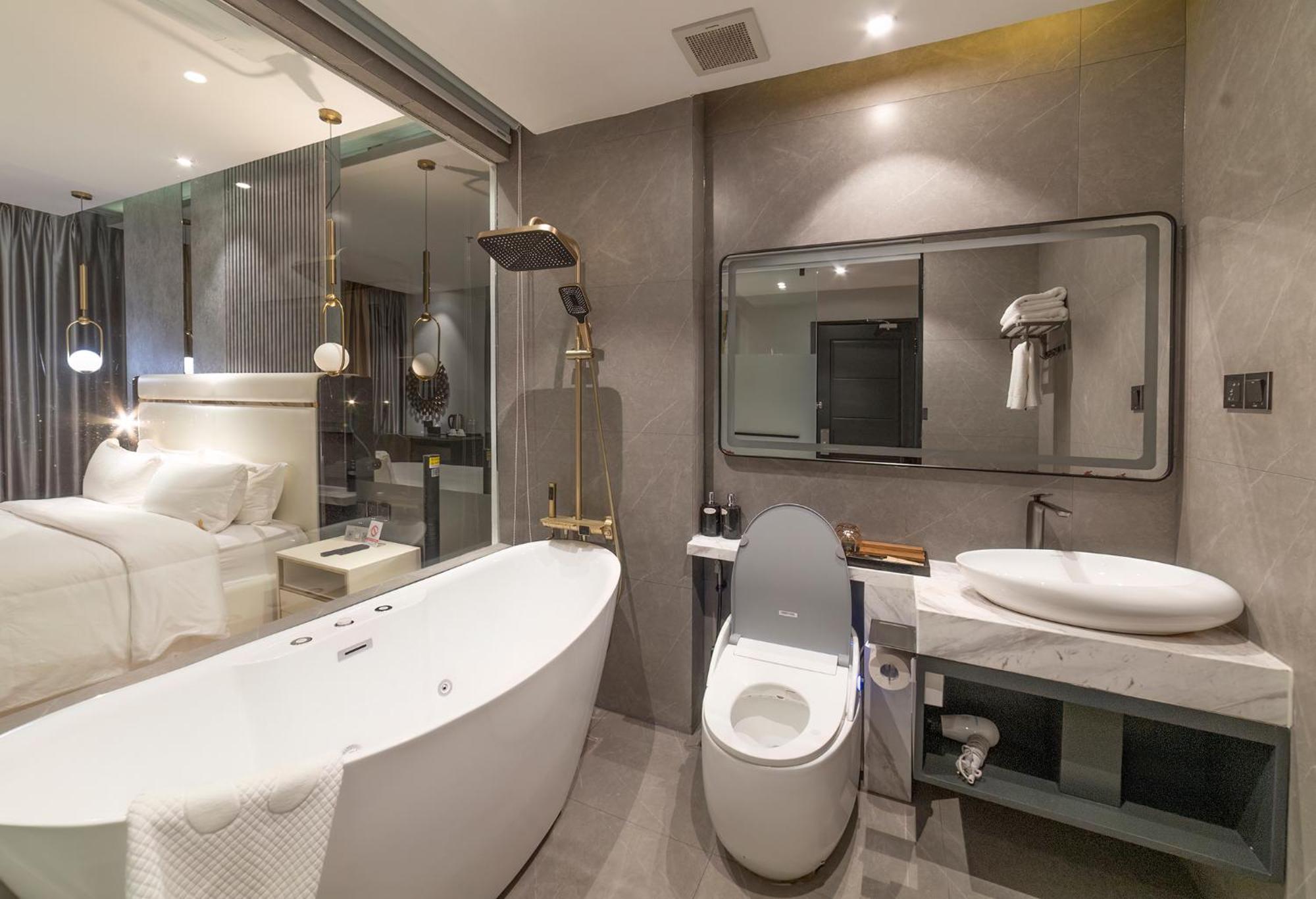 New Century Hotel - Dalat Bagian luar foto