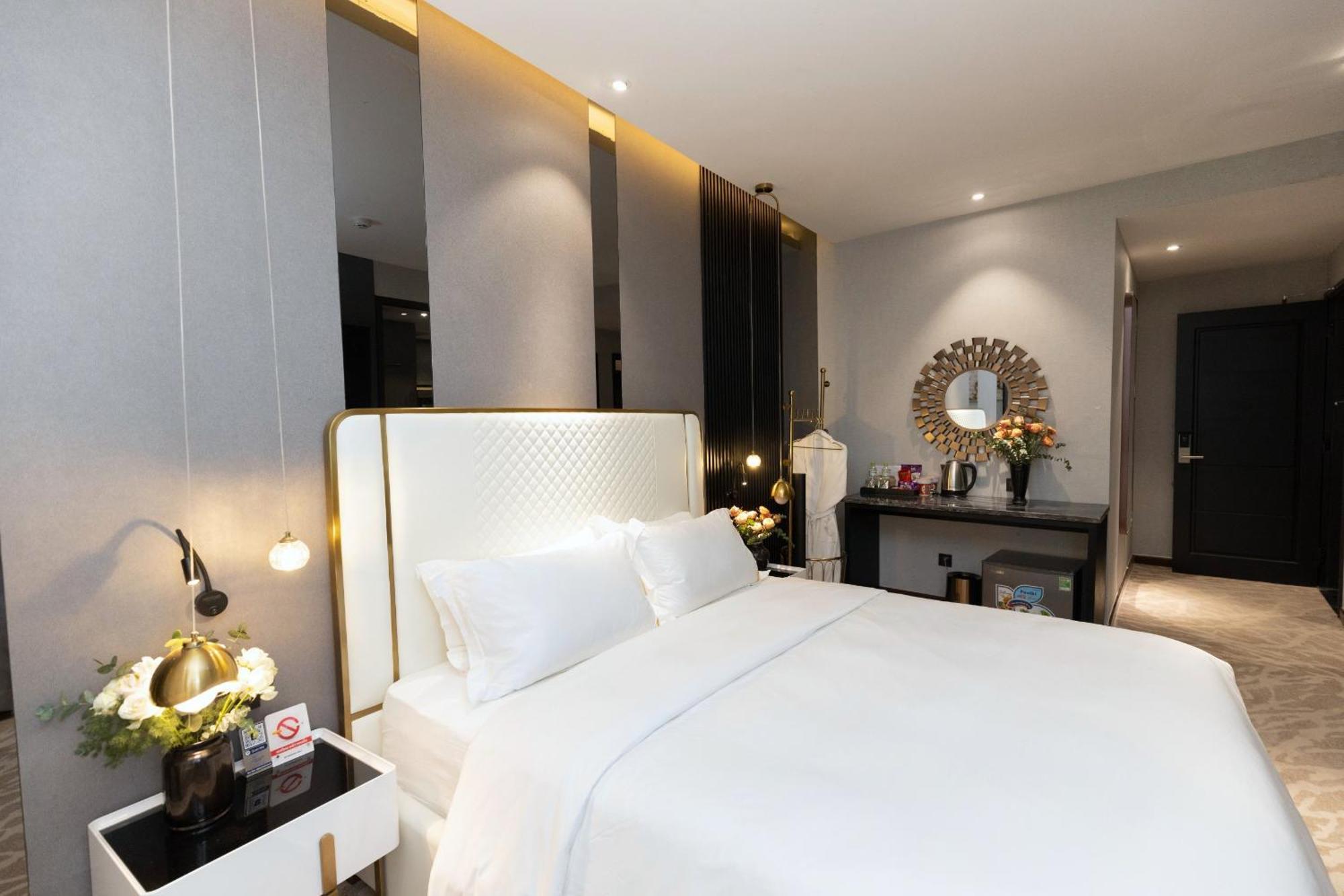 New Century Hotel - Dalat Bagian luar foto