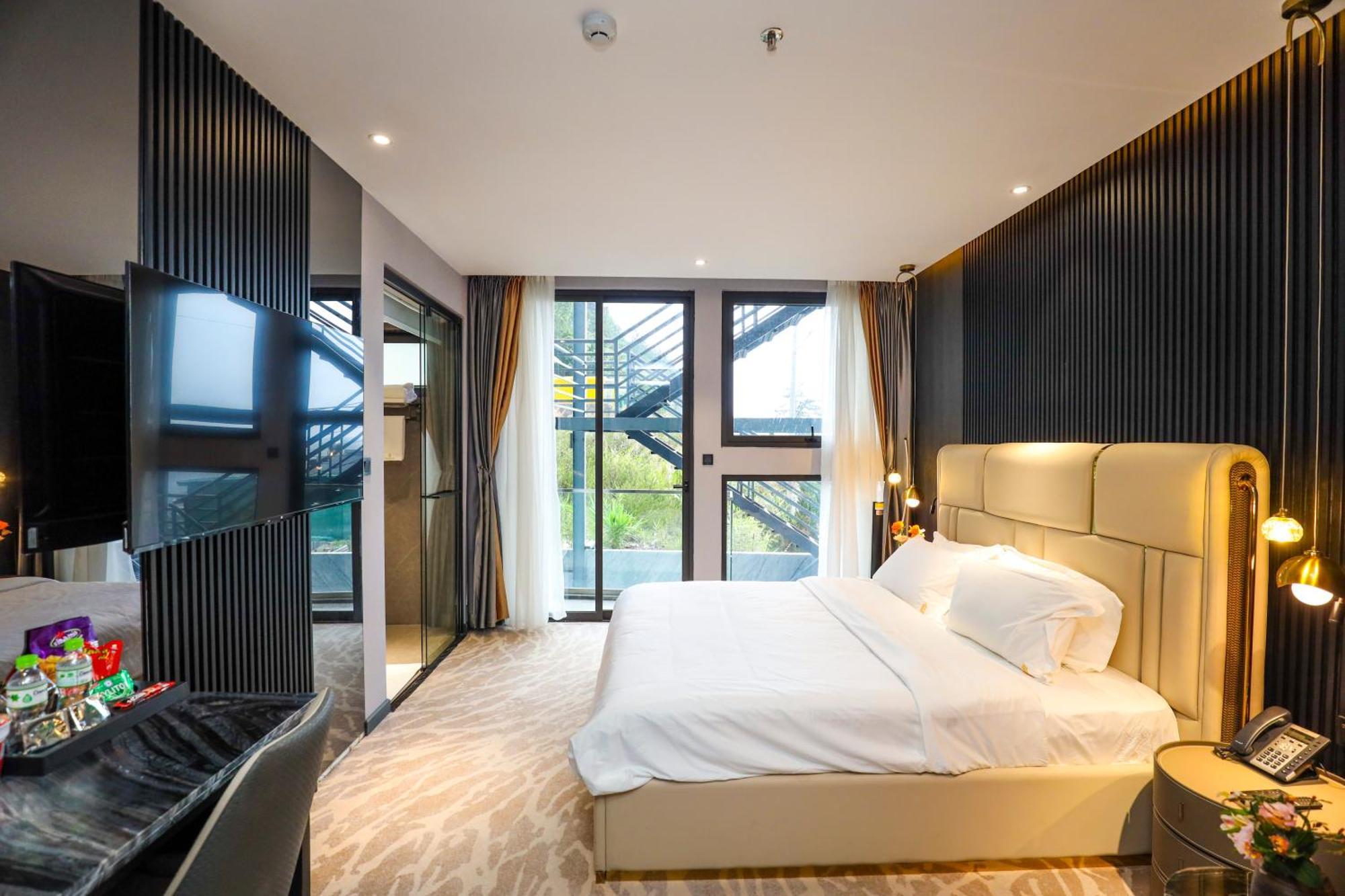 New Century Hotel - Dalat Bagian luar foto
