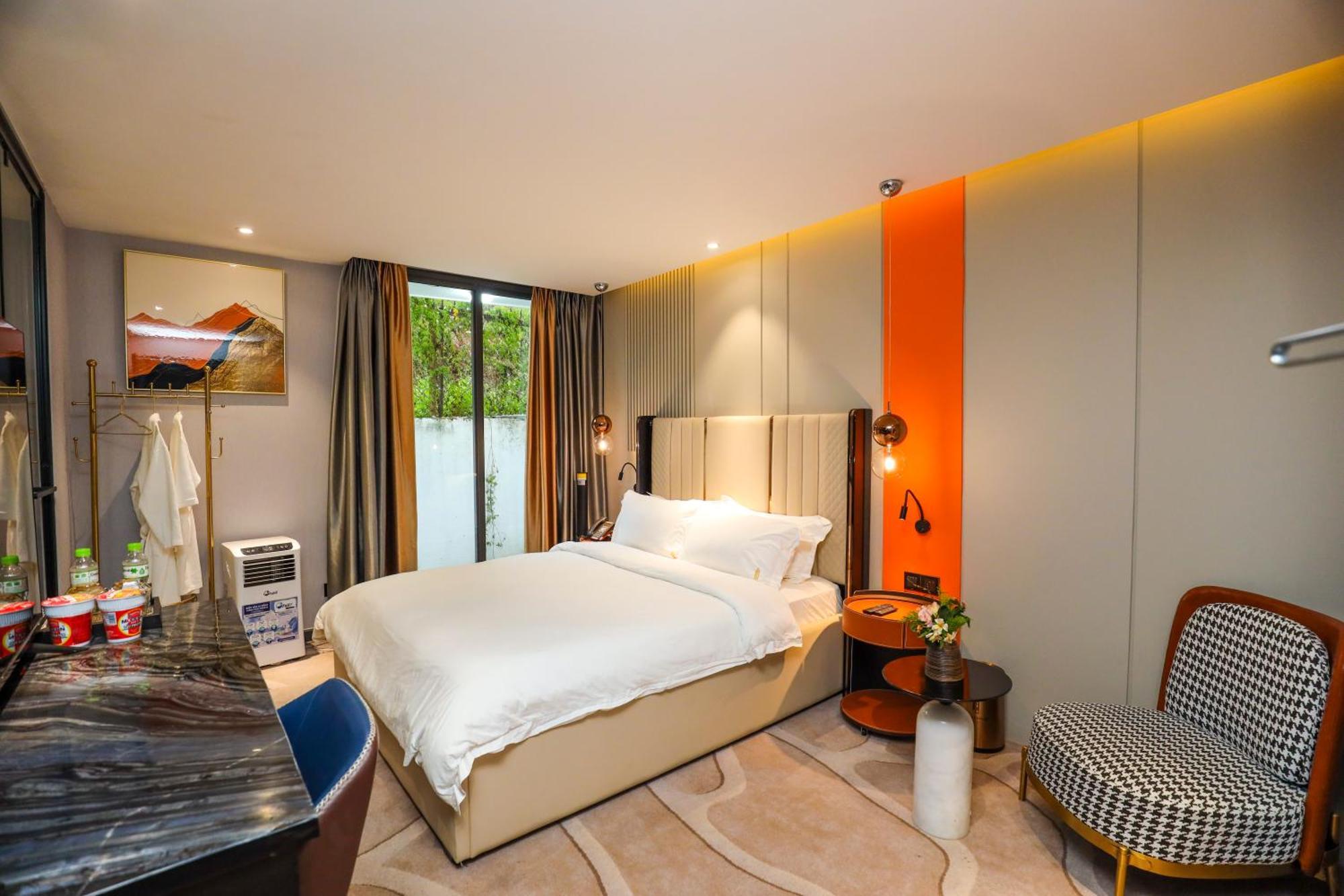 New Century Hotel - Dalat Bagian luar foto