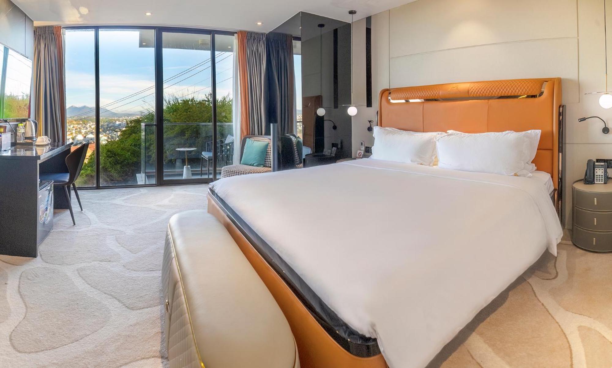 New Century Hotel - Dalat Bagian luar foto